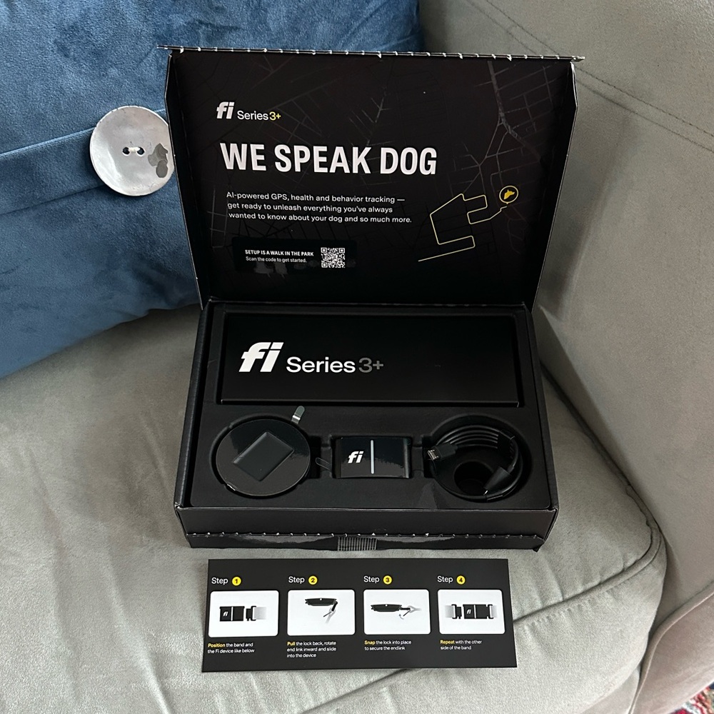 BRAND NEW Fi Series 3+ GPS Dog Collar w/AI health monitoring